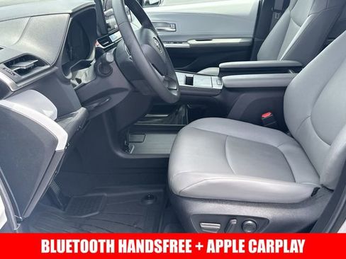 Certified 2025 Toyota Sienna XLE w/ XLE Plus Package FWD image 3