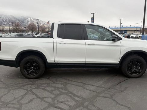 Certified 2021 Honda Ridgeline Black Edition image 6
