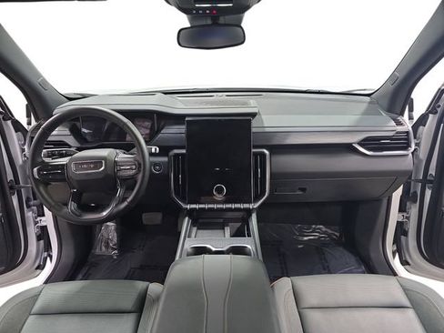 Used 2024 GMC Acadia AT4 w/ Luxury Package AWD/4WD image 13