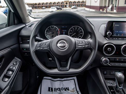 Used 2024 Nissan Sentra S image 21