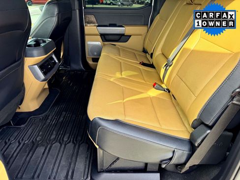 Used 2023 Ford F250 Lariat w/ Chrome Package image 18