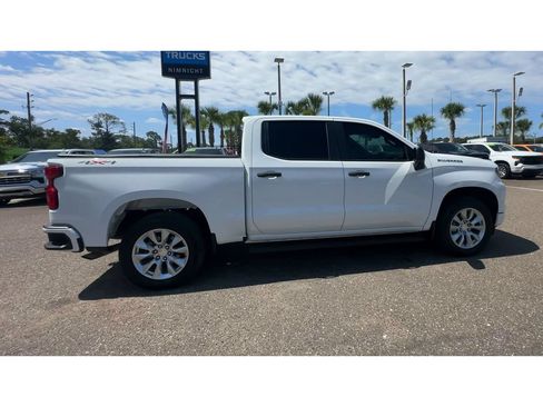 Used 2024 Chevrolet Silverado 1500 Custom AWD/4WD image 9