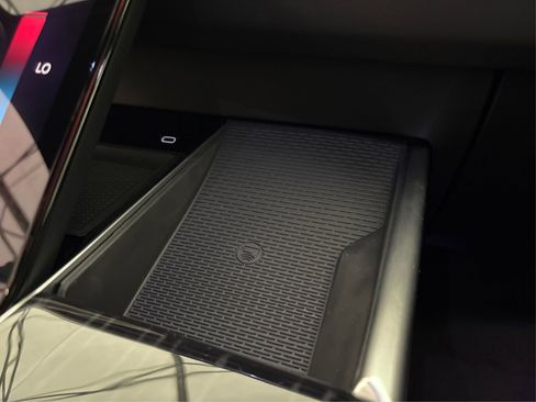 New 2025 Cadillac Escalade ESV Sport w/ LPO, ONYX Package image 34