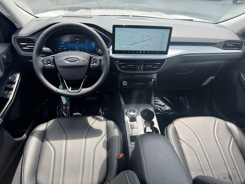 New 2025 Ford Escape SE w/ PHEV Premium Package image 5