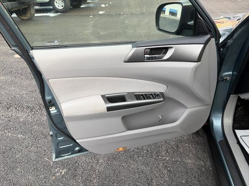 Used 2011 Subaru Forester 2.5X Limited w/ Protection Group 3 image 9