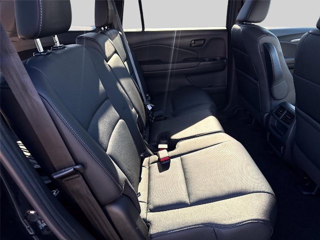 Used 2023 Honda Passport EX-L image 23