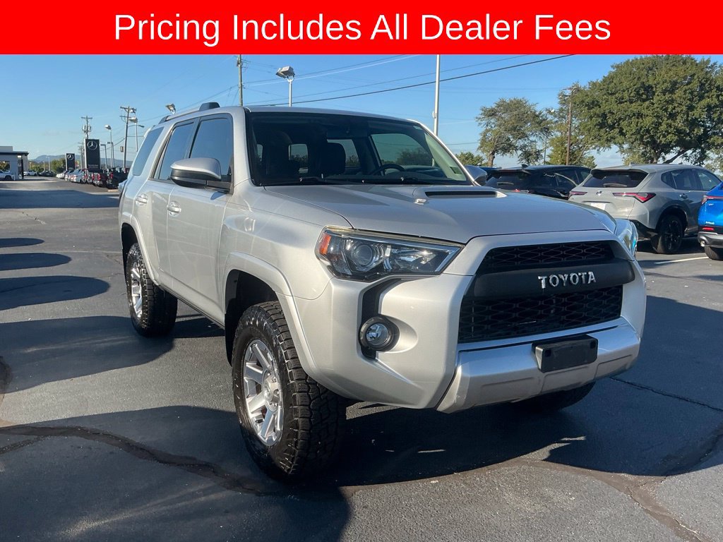 Used 2015 Toyota 4Runner Trail AWD/4WD image 6