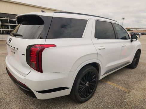 Used 2024 Hyundai Palisade Calligraphy AWD/4WD image 3