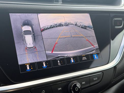 Used 2022 Buick Encore GX Select w/ Advanced Technology Package image 25