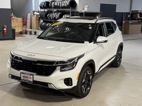Used 2024 Kia Seltos SX w/ SX Sunroof Package AWD/4WD image 20