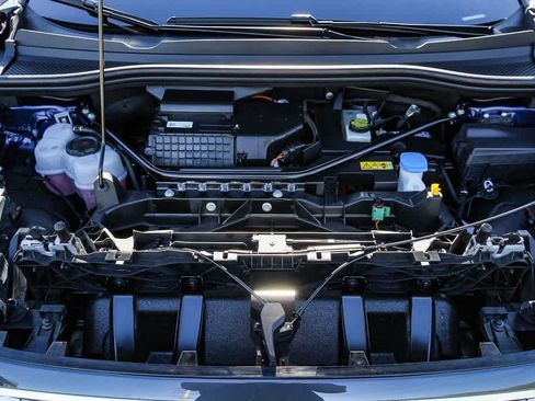 Used 2025 Audi Q4 e-tron Premium Plus w/ Premium Plus image 25