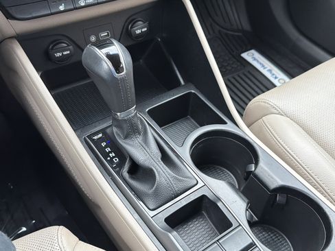 Used 2017 Hyundai Tucson Limited image 19