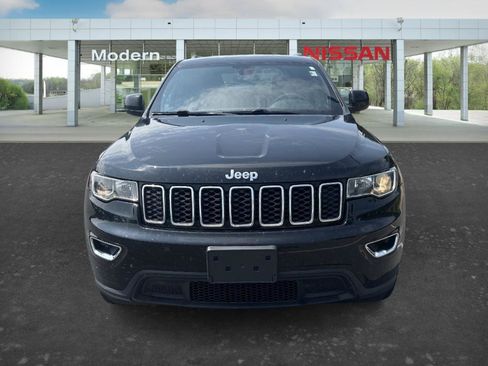 Used 2020 Jeep Grand Cherokee Laredo AWD/4WD image 8