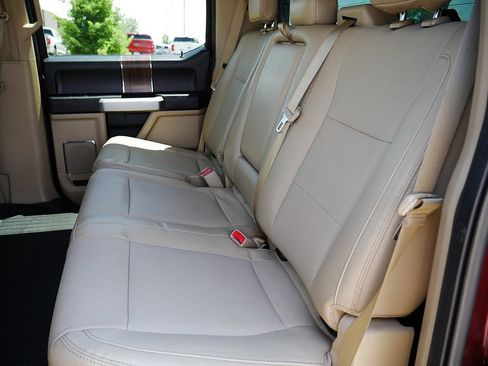 Used 2015 Ford F150 Lariat AWD/4WD image 16