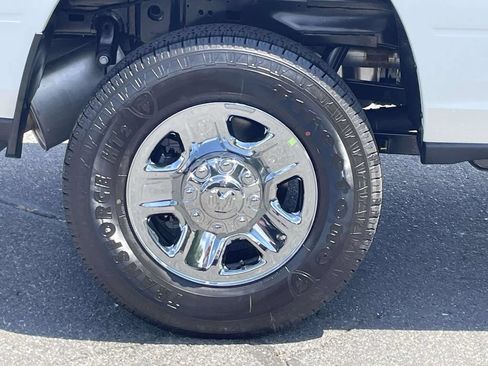 New 2026 RAM 2500 Tradesman w/ Chrome Appearance Group AWD/4WD image 13