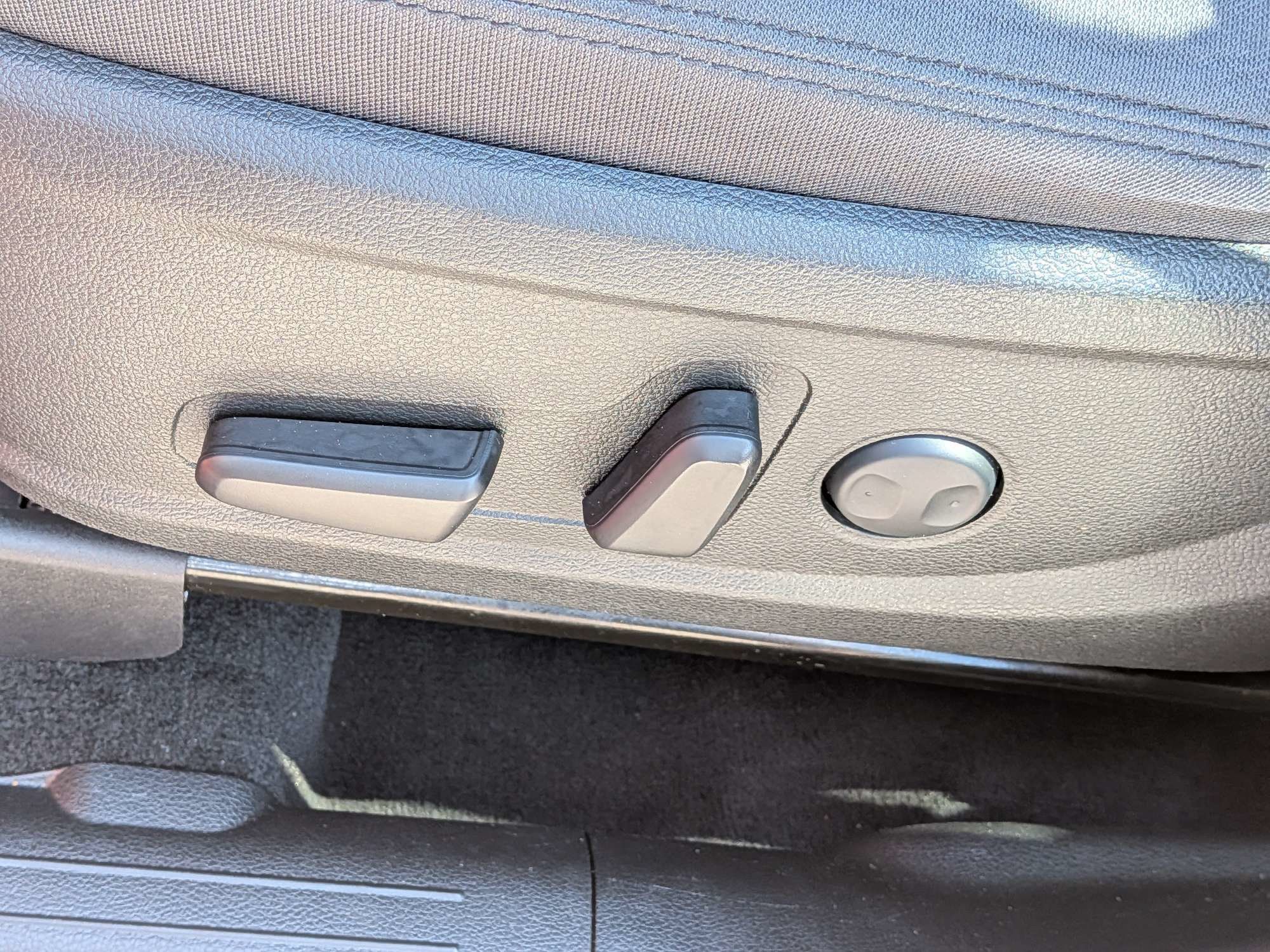 Certified 2023 Hyundai Santa Fe SEL FWD image 21