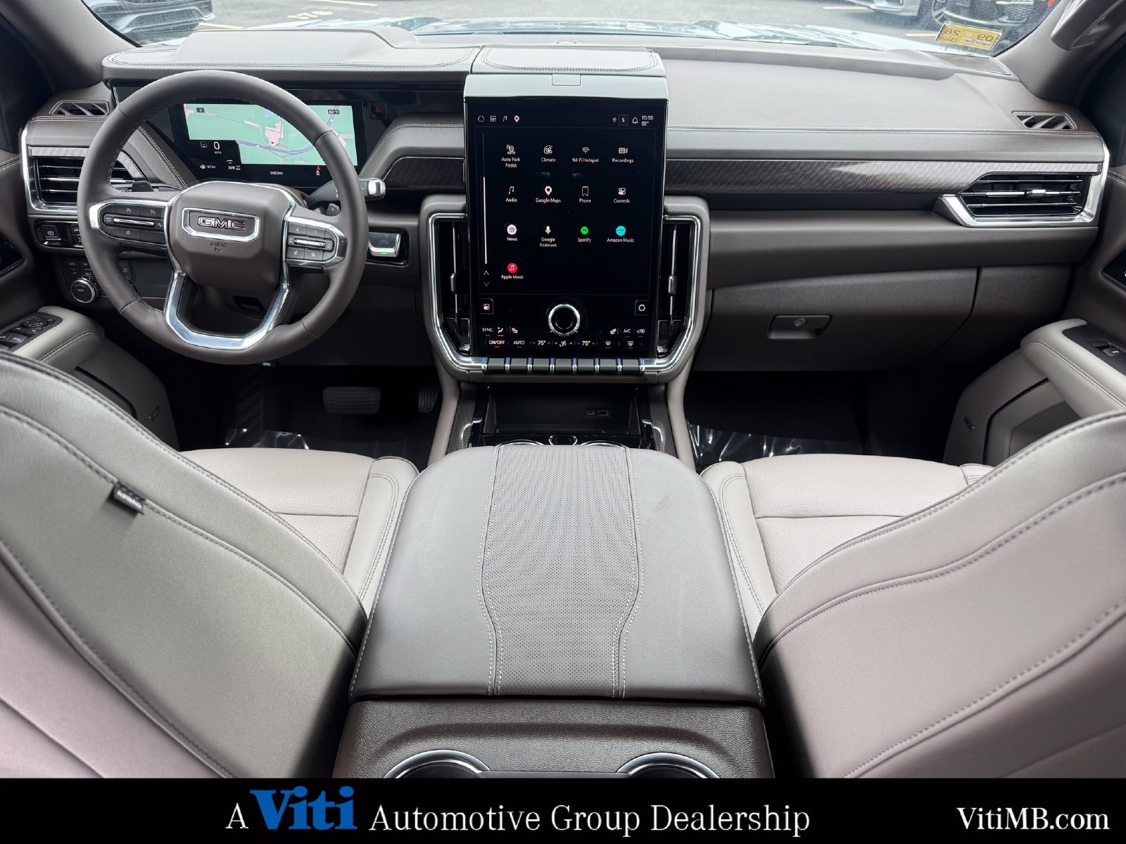 Used 2026 GMC Yukon Elevation AWD/4WD image 2