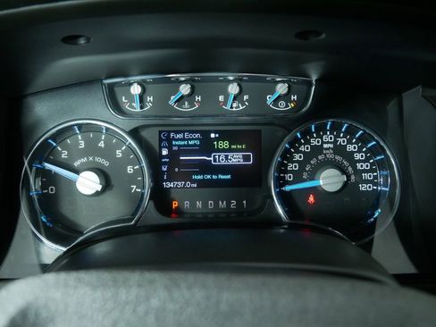 Used 2014 Ford F150 Lariat w/ Lariat Chrome Package image 21