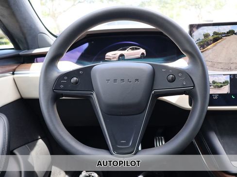 Used 2023 Tesla Model S Standard Range AWD/4WD image 3