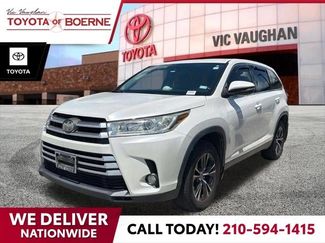 Used 2019 Toyota Highlander Plus AWD/4WD video 1