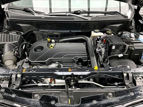 Used 2023 Chevrolet Equinox RS w/ RS Leather Package image 10