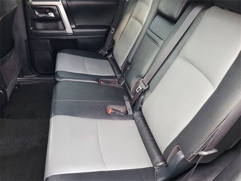 Used 2021 Toyota 4Runner SR5 Premium image 28