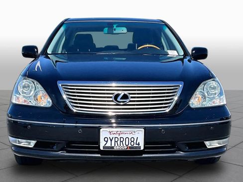 Used 2004 Lexus LS 430 RWD image 3