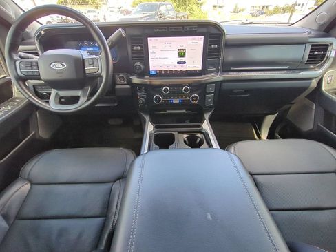 Certified 2024 Ford F250 Lariat w/ Lariat Ultimate Package AWD/4WD image 18