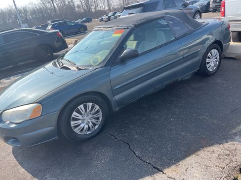 Used 2006 Chrysler Sebring Limited image 5