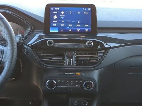 Used 2025 Ford Escape ST-Line FWD image 17
