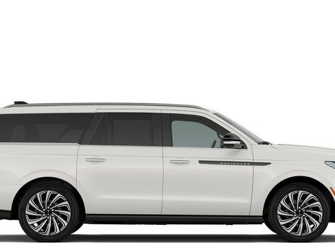 New 2026 Lincoln Navigator L Black Label image 5