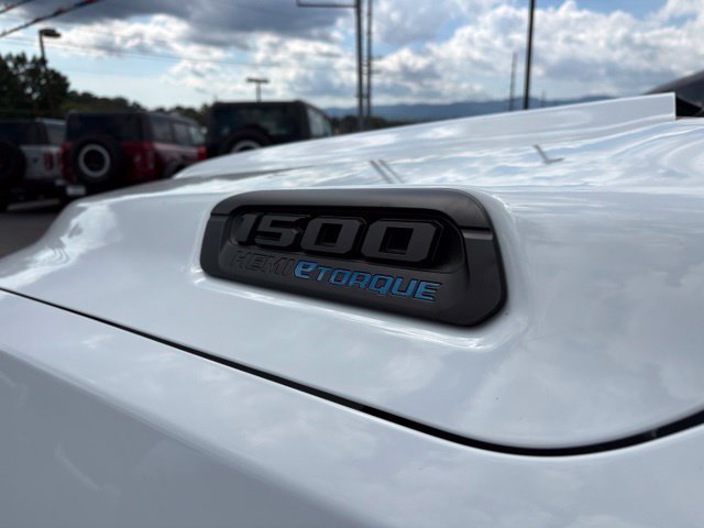 Used 2023 RAM 1500 Big Horn AWD/4WD image 14