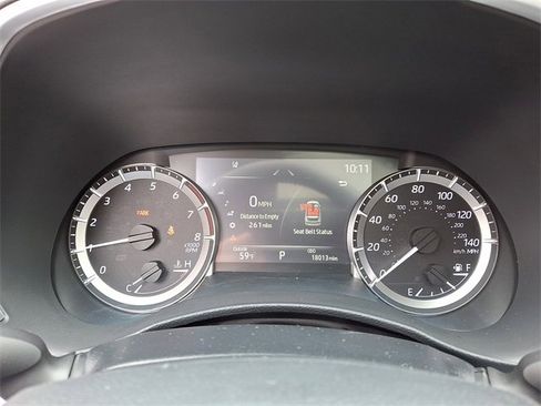 Certified 2023 Toyota Highlander XLE image 25