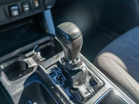 Certified 2018 Toyota Tacoma TRD Sport RWD image 24