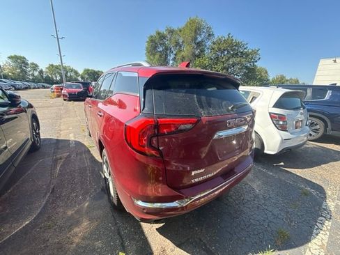 Used 2018 GMC Terrain Denali AWD/4WD image 3