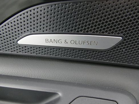 New 2025 Audi Q5 Premium Plus image 12