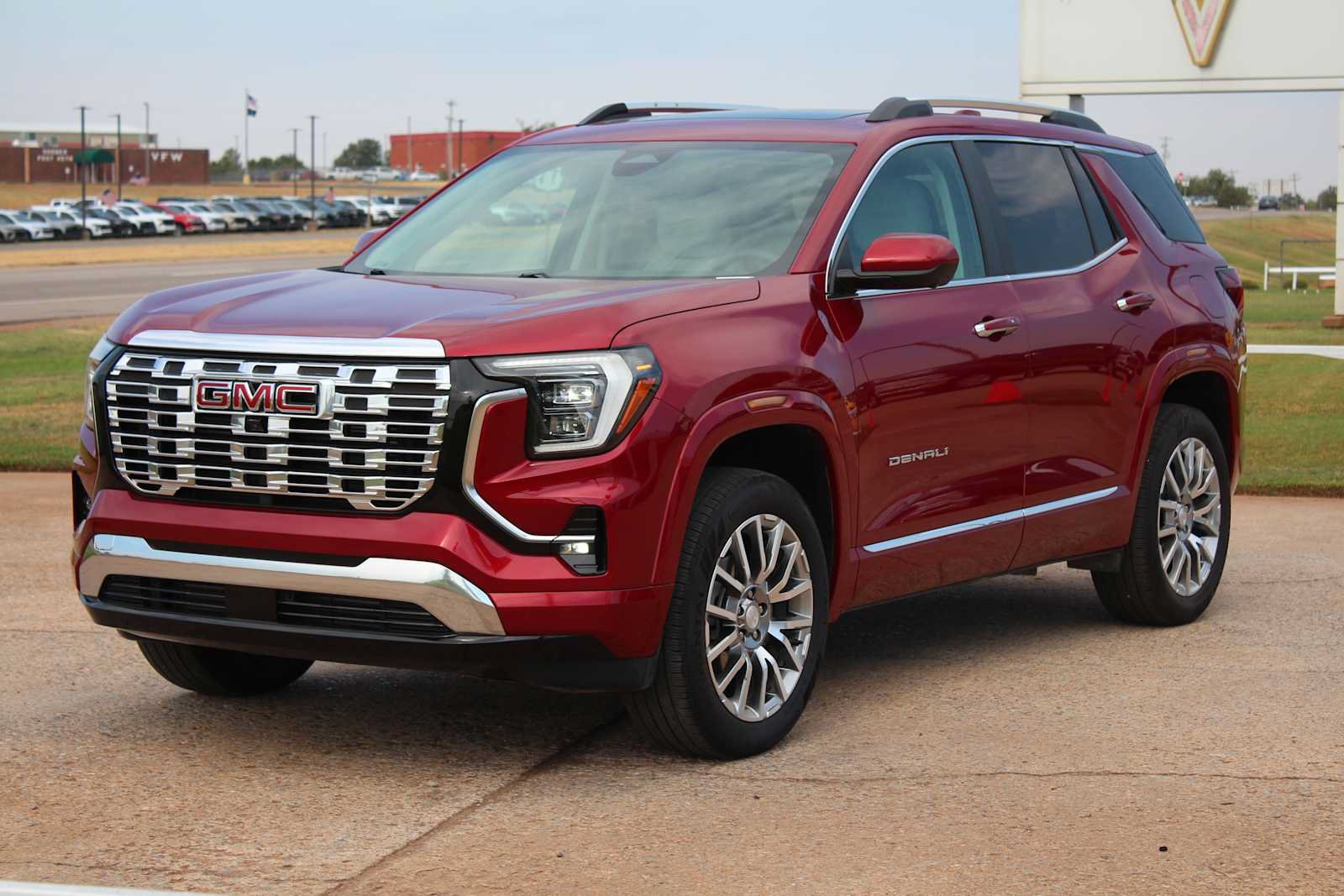 Used 2026 GMC Terrain Denali AWD/4WD image 4