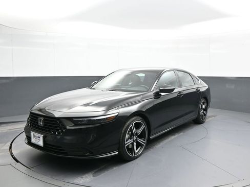 Certified 2023 Honda Accord Sport image 1