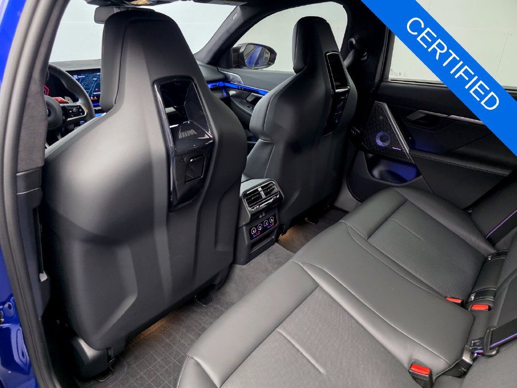 Certified 2025 BMW M5 w/ Carbon Package AWD/4WD image 14