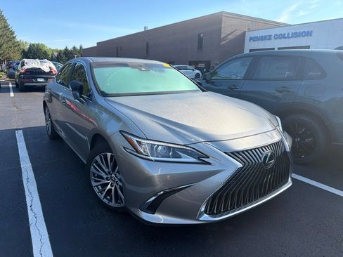 Used 2020 Lexus ES 350 w/ Premium Package FWD image 4