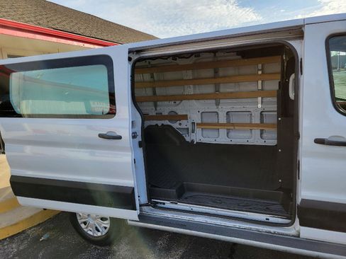 Used 2024 Ford Transit 250 Low Roof w/ Exterior Upgrade Package RWD image 29