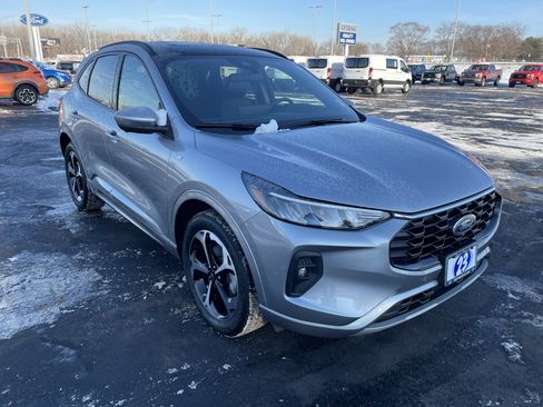 Used 2023 Ford Escape ST-Line Select w/ Tech Pack #2 image 10