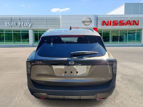 New 2026 Nissan Kicks SV w/ SV Premium Package image 4