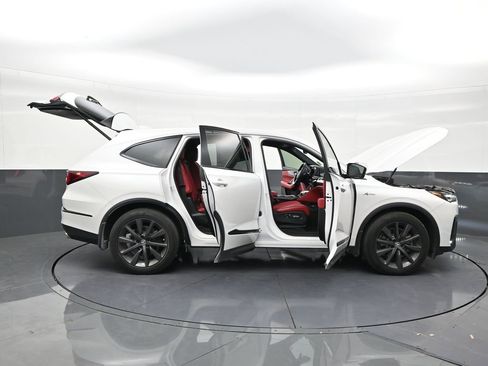Used 2025 Acura MDX A-Spec AWD/4WD image 29