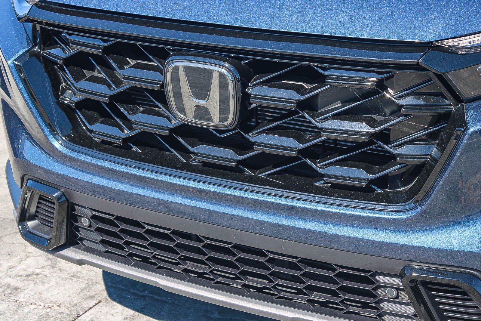 Used 2025 Honda CR-V Sport-L image 6