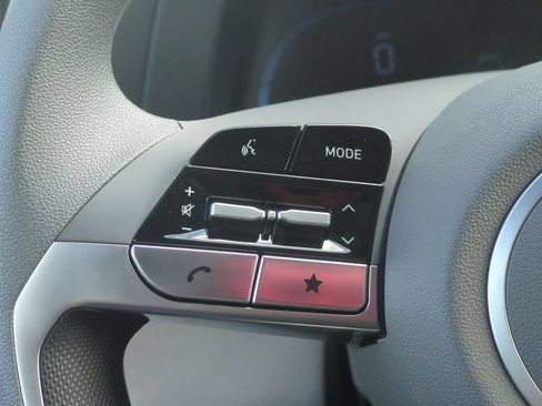 Certified 2026 Hyundai Elantra SE FWD image 14