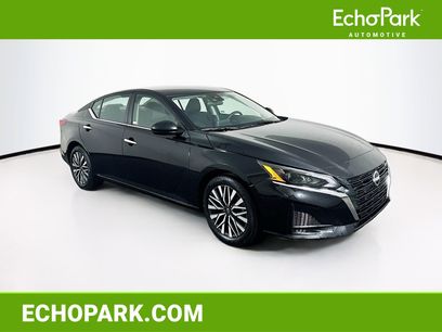 Used 2025 Nissan Altima 2.5 SV