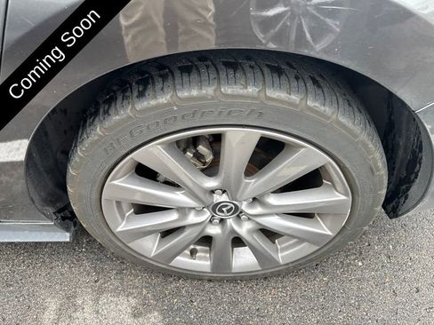 Used 2021 MAZDA MAZDA3 s FWD image 16