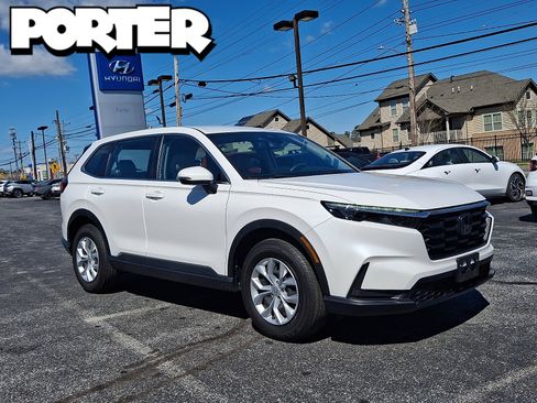 Used 2023 Honda CR-V LX image 1
