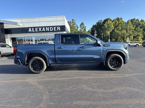 New 2026 GMC Sierra 1500 Elevation image 2